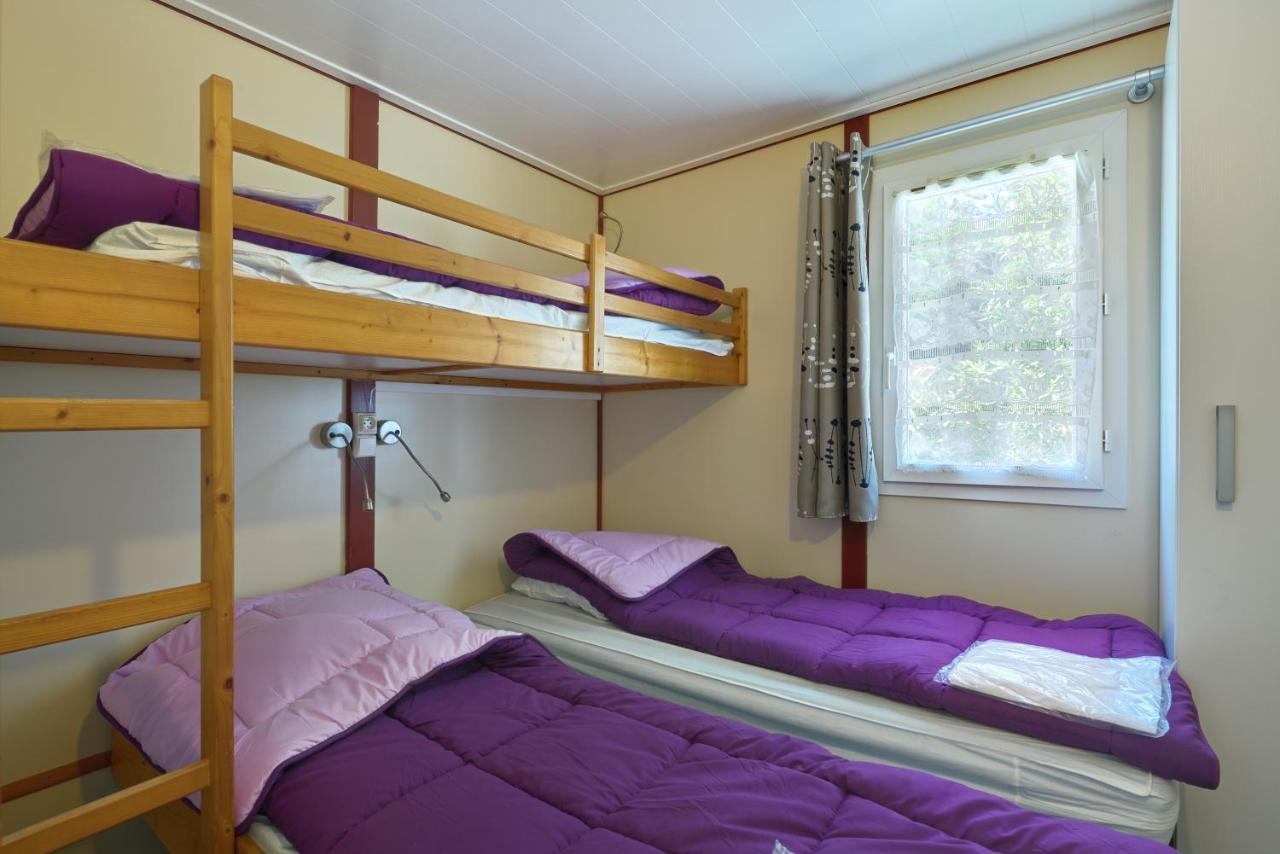 Camping La Brande Le Château-dʼOléron Exterior foto