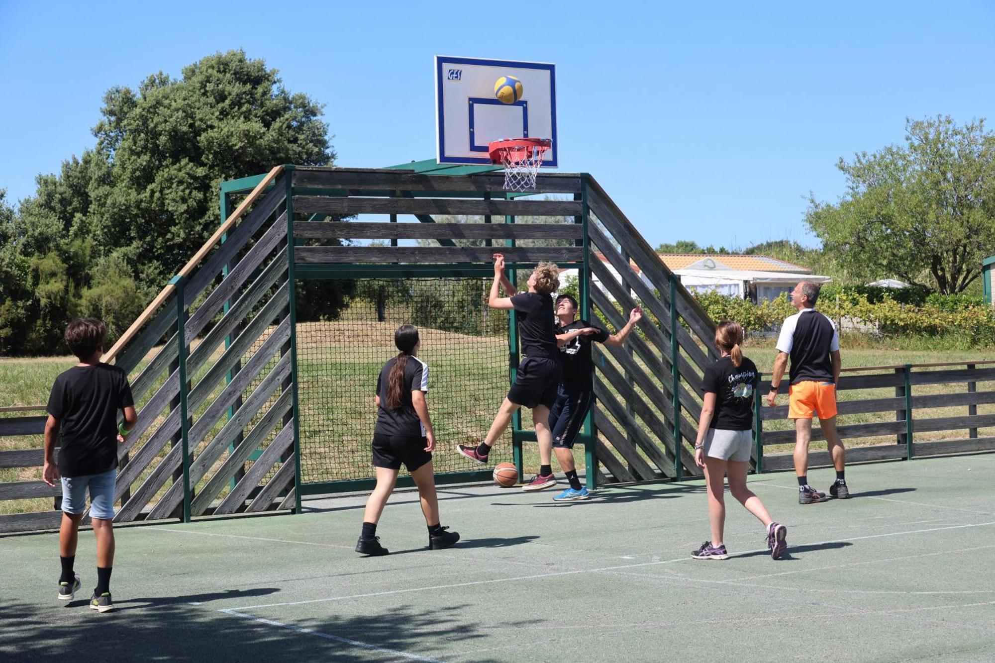 Camping La Brande Le Château-dʼOléron Exterior foto