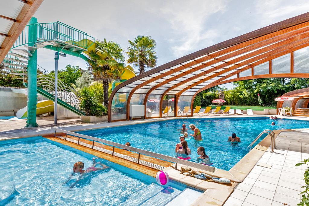 Camping La Brande Le Château-dʼOléron Exterior foto